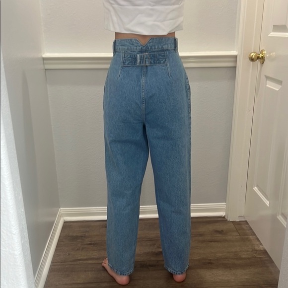 asos High-Waisted Blue Denim Jeans 25/32 - Picture 2 of 4